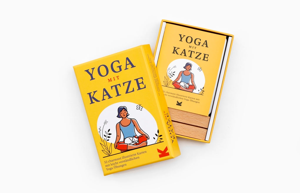 Yoga mit Katze by Sam Hart